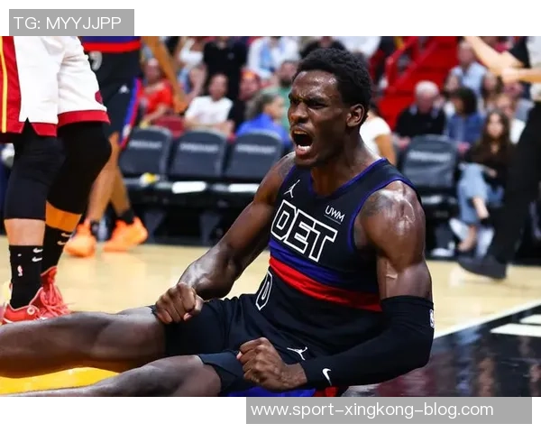 内线霸主科塔表现抢眼9投7中斩获17分4篮板2助攻1抢断4盖帽